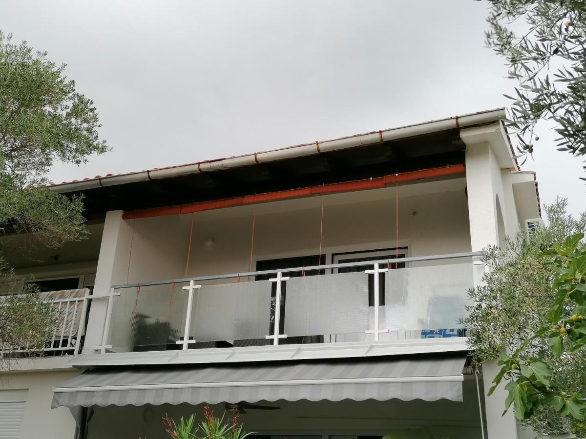 קרק Apartman-Maja-Krk מראה חיצוני תמונה