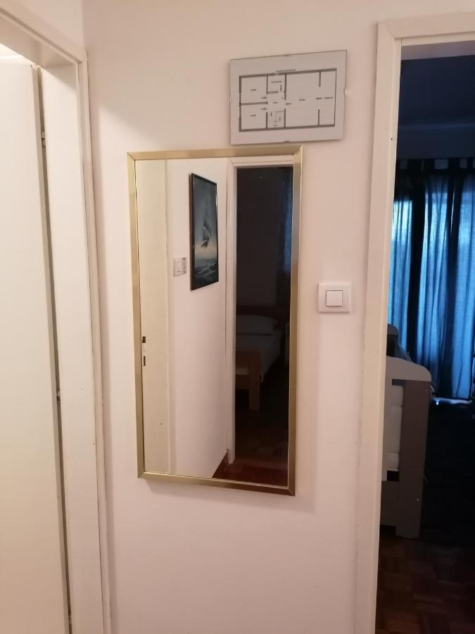 קרק Apartman-Maja-Krk מראה חיצוני תמונה