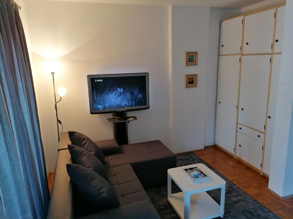 קרק Apartman-Maja-Krk מראה חיצוני תמונה